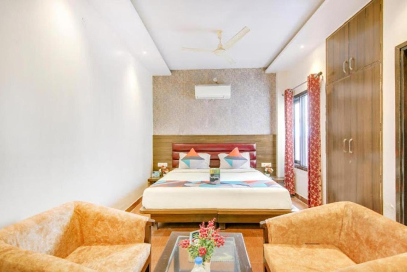 Hotel Gayatri Palace Lucknow Buitenkant foto
